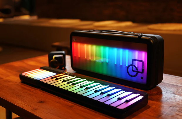 Difference Between Digital Piano and Keyboard: What to Know Before You Buy